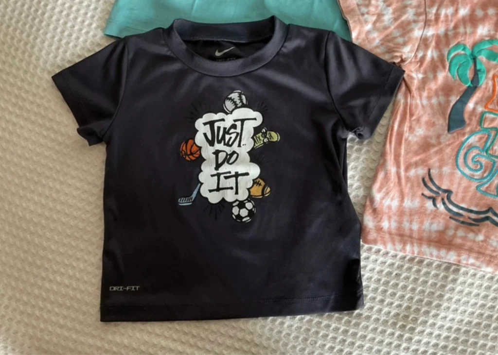 🔥-20%🔥 Lot t-shirt Nike Puma et Primark taille 2/3 ans, – photo 3